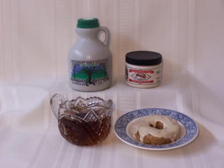 One Pint Maple Syrup & 8 Oz. Maple Cream Combo